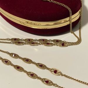 Vintage Necklace Ruby Red and Gold
